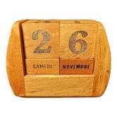 Perpetual wooden cube calendar - 1950s