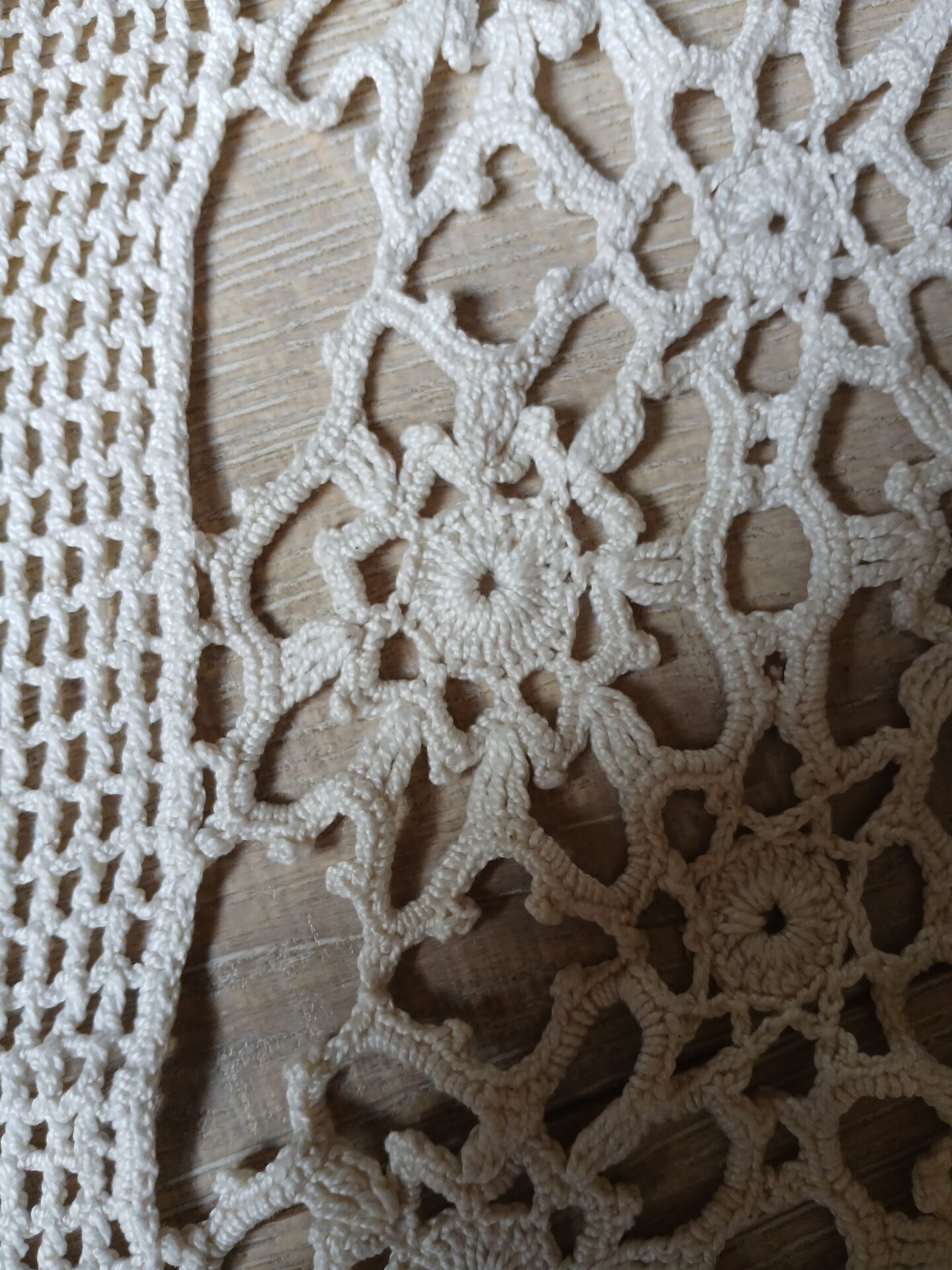 2 chemins de table vintage en crochet fait main