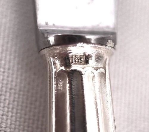 Ercuis Artois, 24 knives, 12 dinner + 12 dessert, cheese in silver-plated metal.