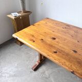 Mountain furniture table made of solid pine