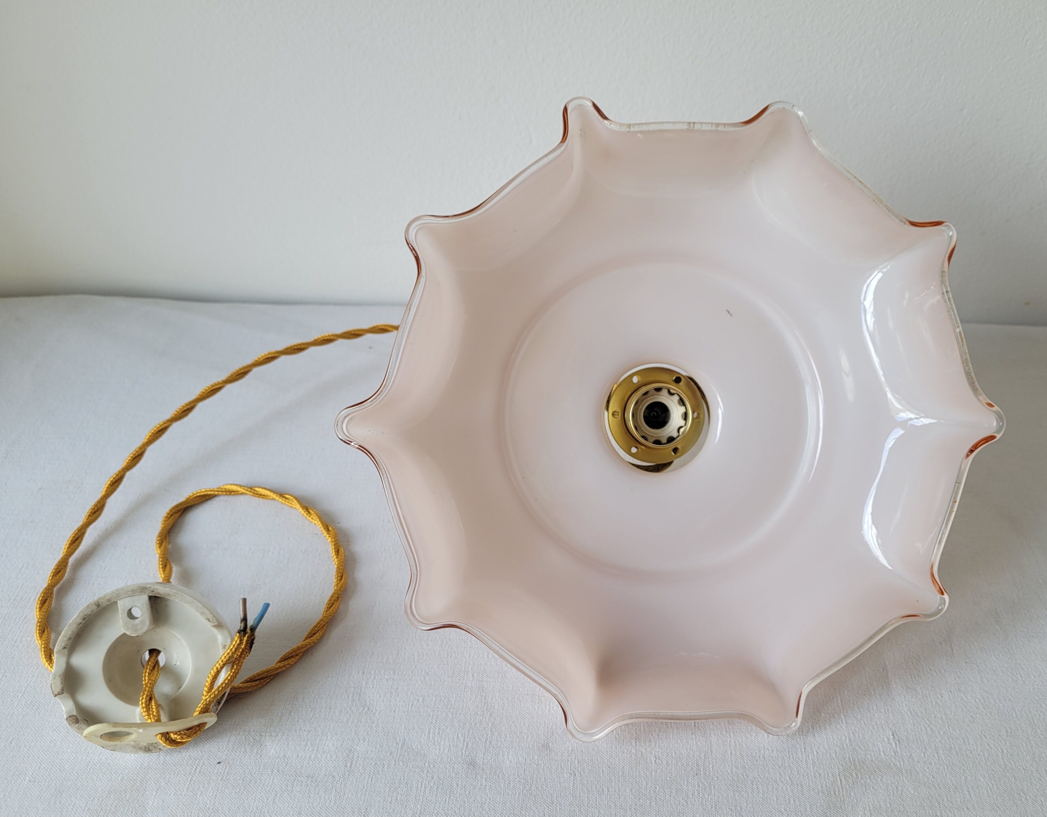 Suspension en opaline rose