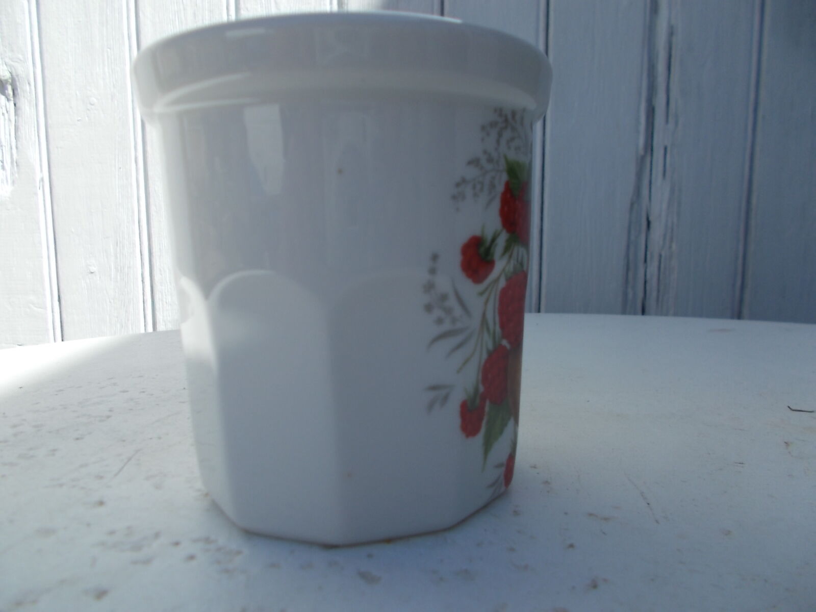 vintage jam jar Villivuyt
