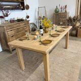 Solid oak table with extensions