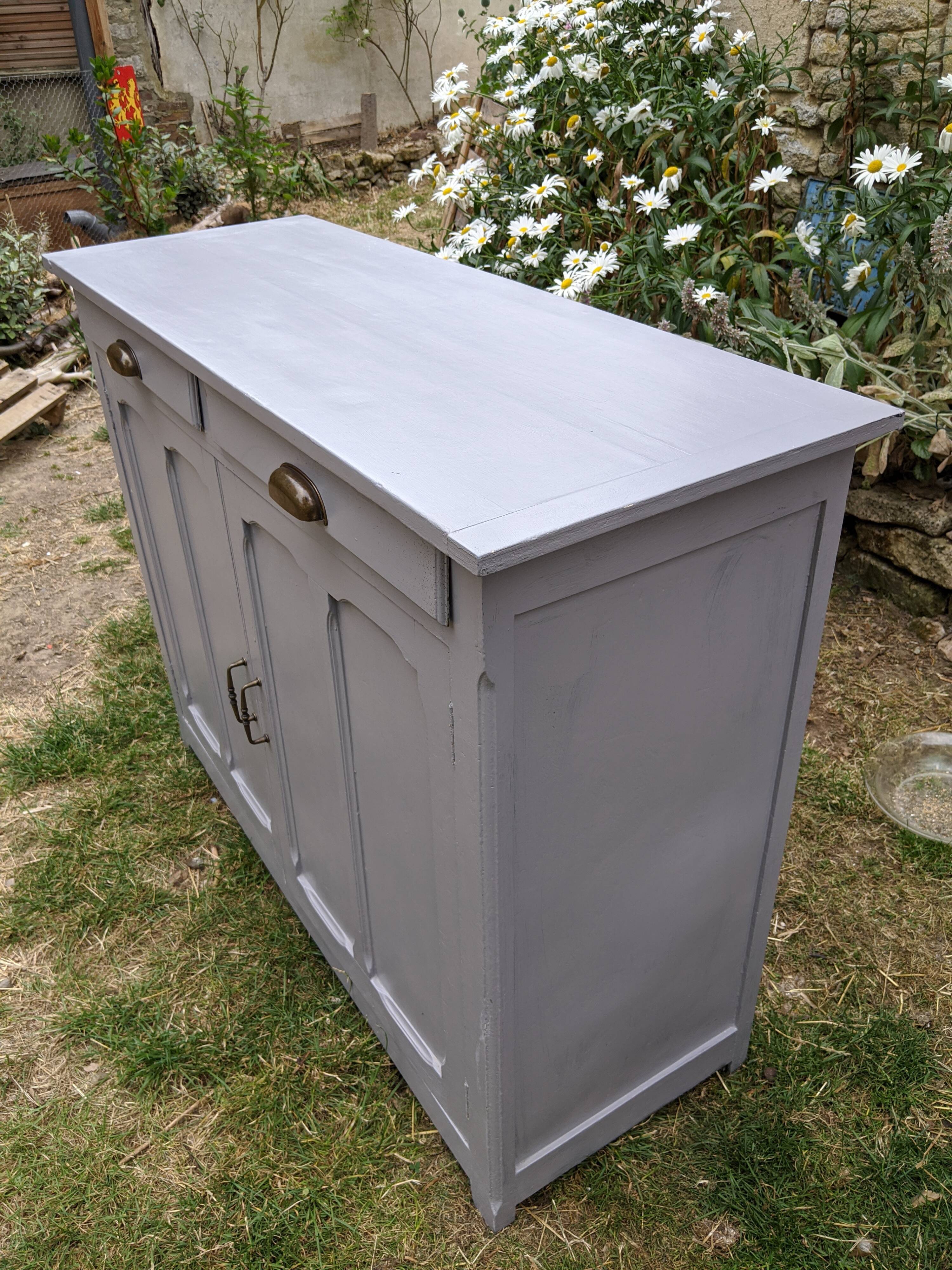 Former parisian buffet circa 1950