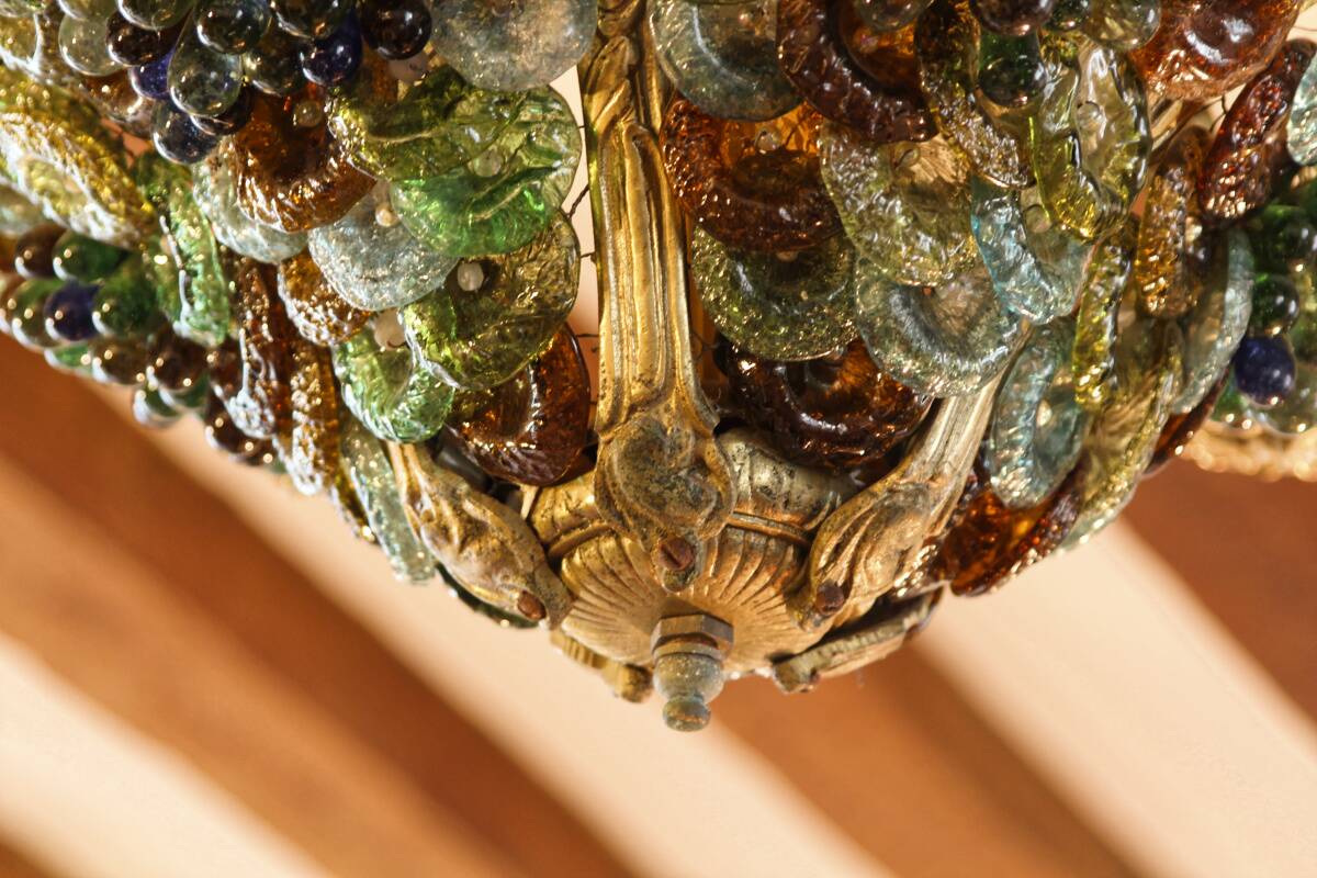 Murano chandelier in bronze, fruit clusters, glass paste