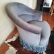 Fauteuil crapaud tissu bleu et frange