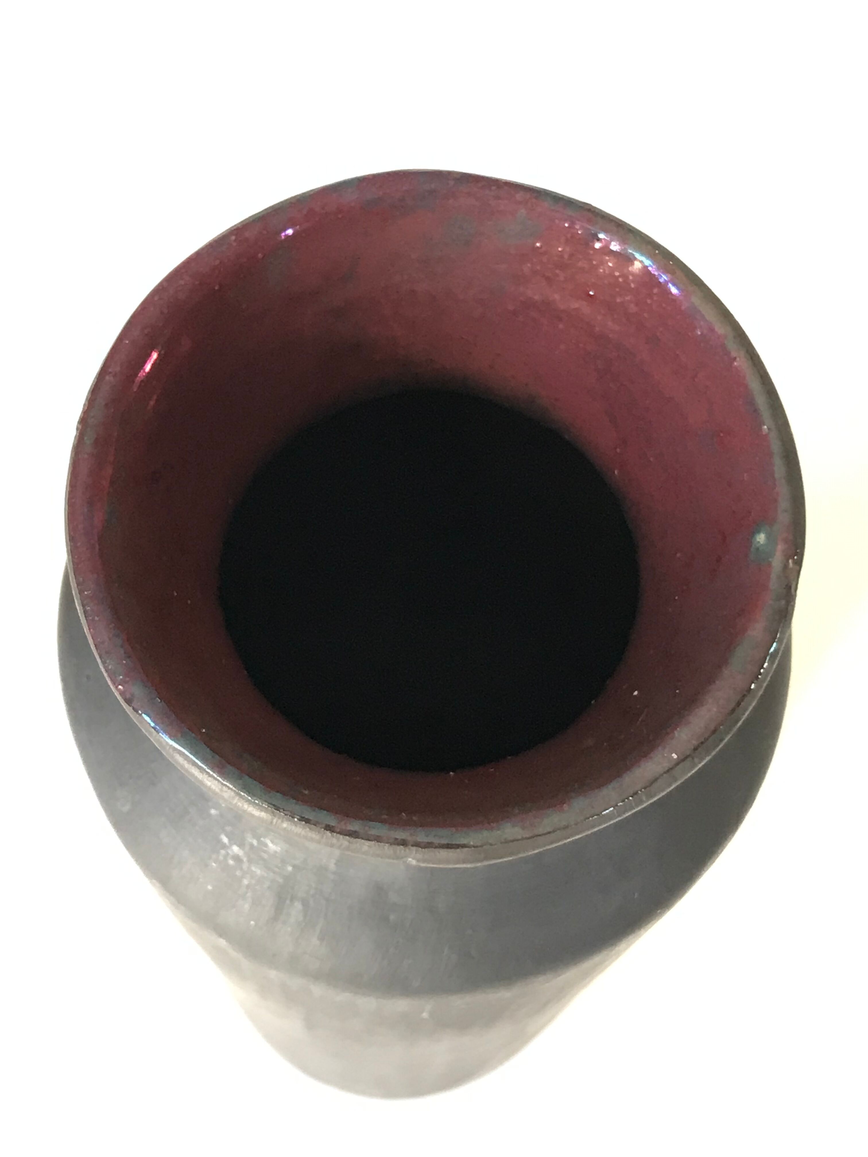 Atypical vase design of the 70 s