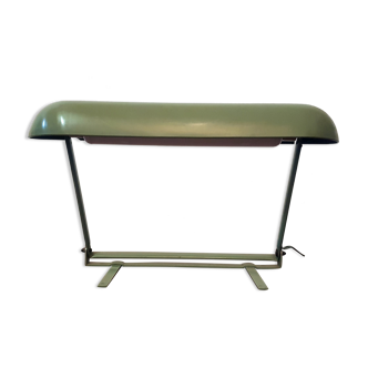 Articulated modernist industrial lamp