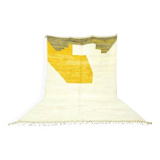 Moroccan Berber rug made of Oued Zam wool, size 150 x 250 cm.