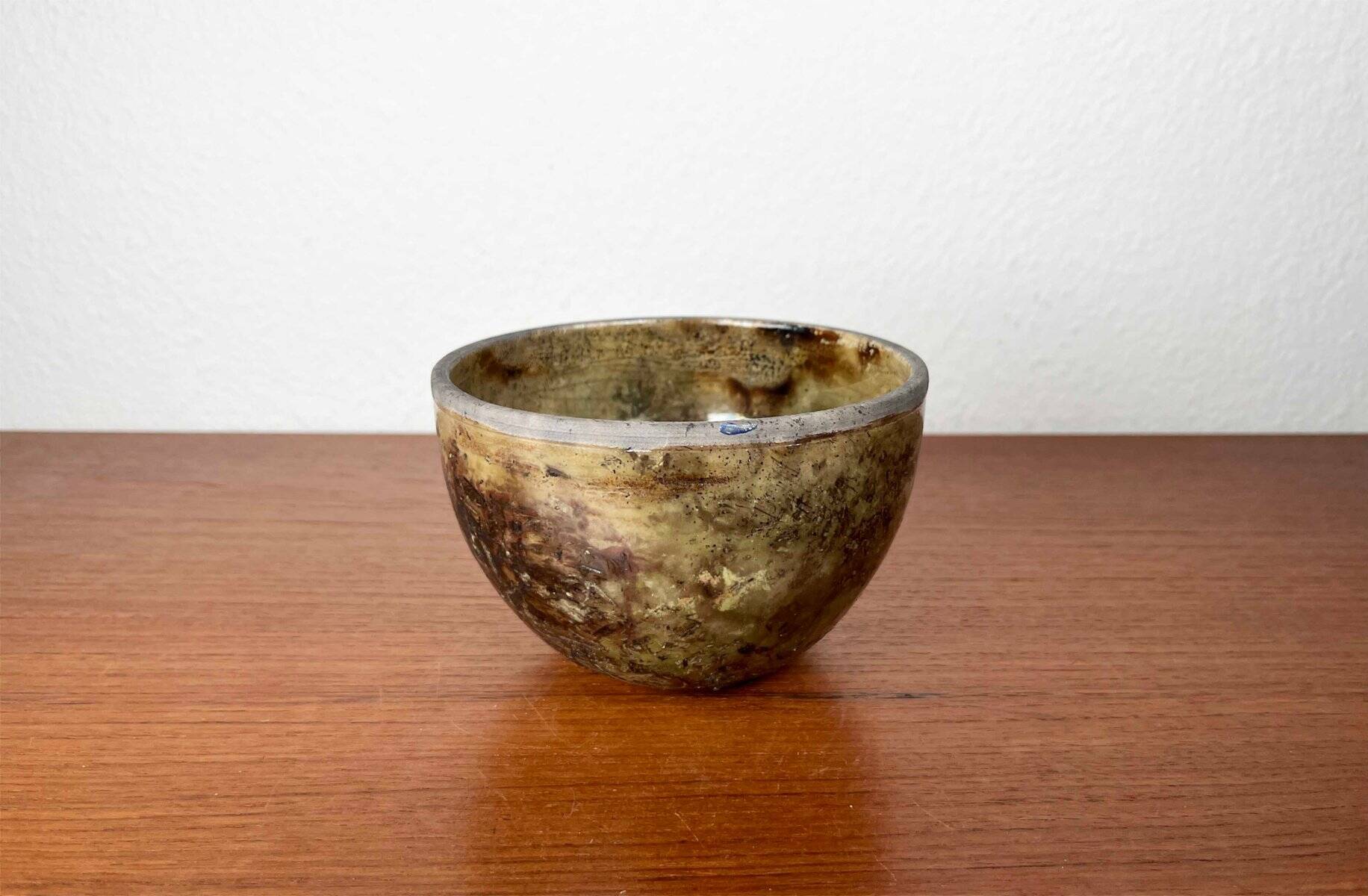 Mid-century modern Danish studio pottery bowl by Sussie Herold, 1960s.