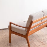 Canapé deux places, Ole Wanscher pour France & Son, série Senator, en teck