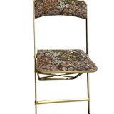Folding chairs with floral pattern