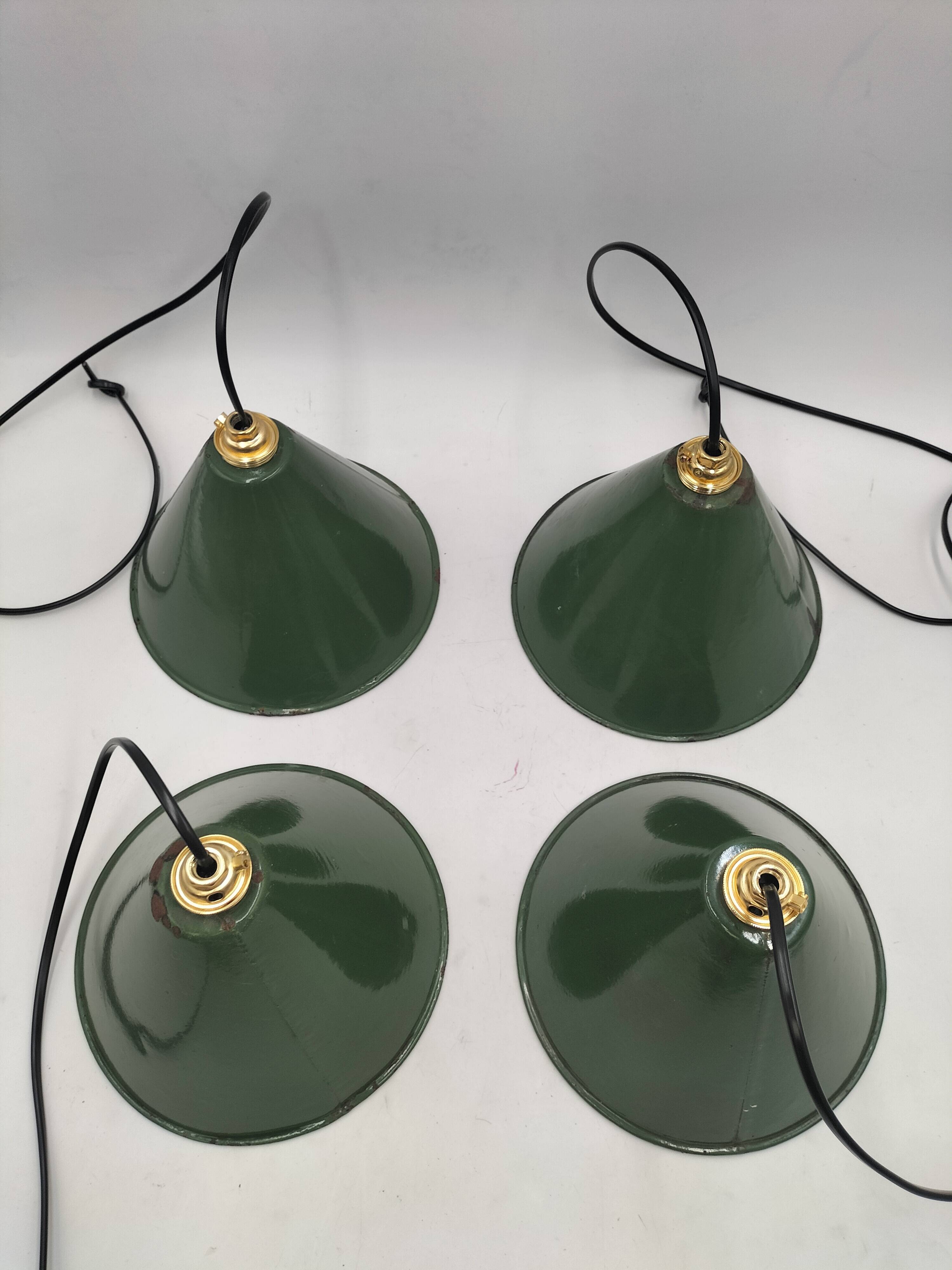 Enamelled sheet metal cone suspensions