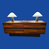 Low enfilade inspired by Jorge Zalszupin.