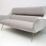 Canapé moderne italien du milieu du siècle en velours pour Minotti, Gigi Radice, 1950s