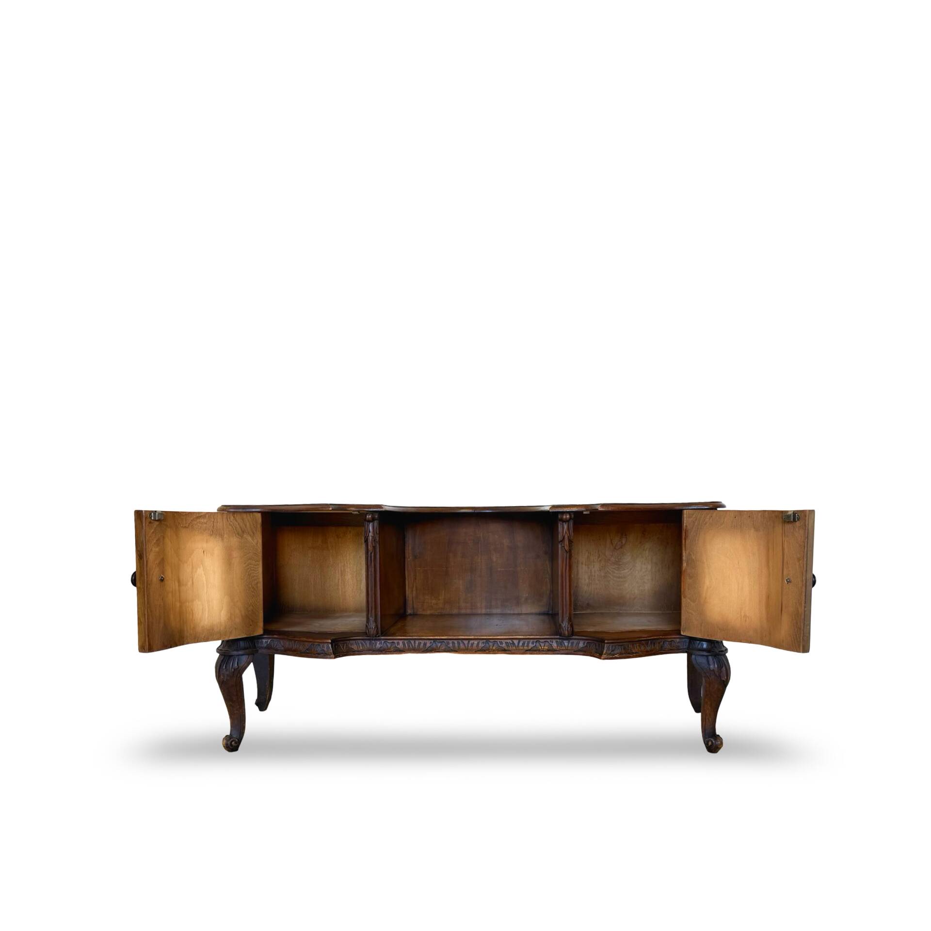 Italian console/petinus from the 1930s.