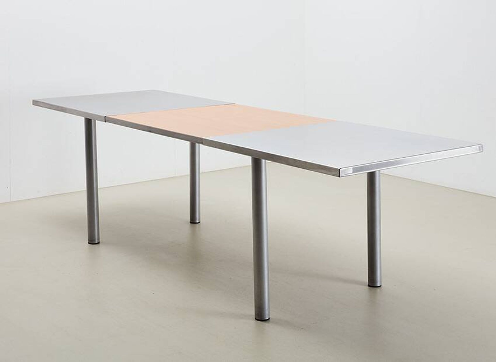 Postmodern Dining Set in Aluminum and Steel Belgium 1980s/90s