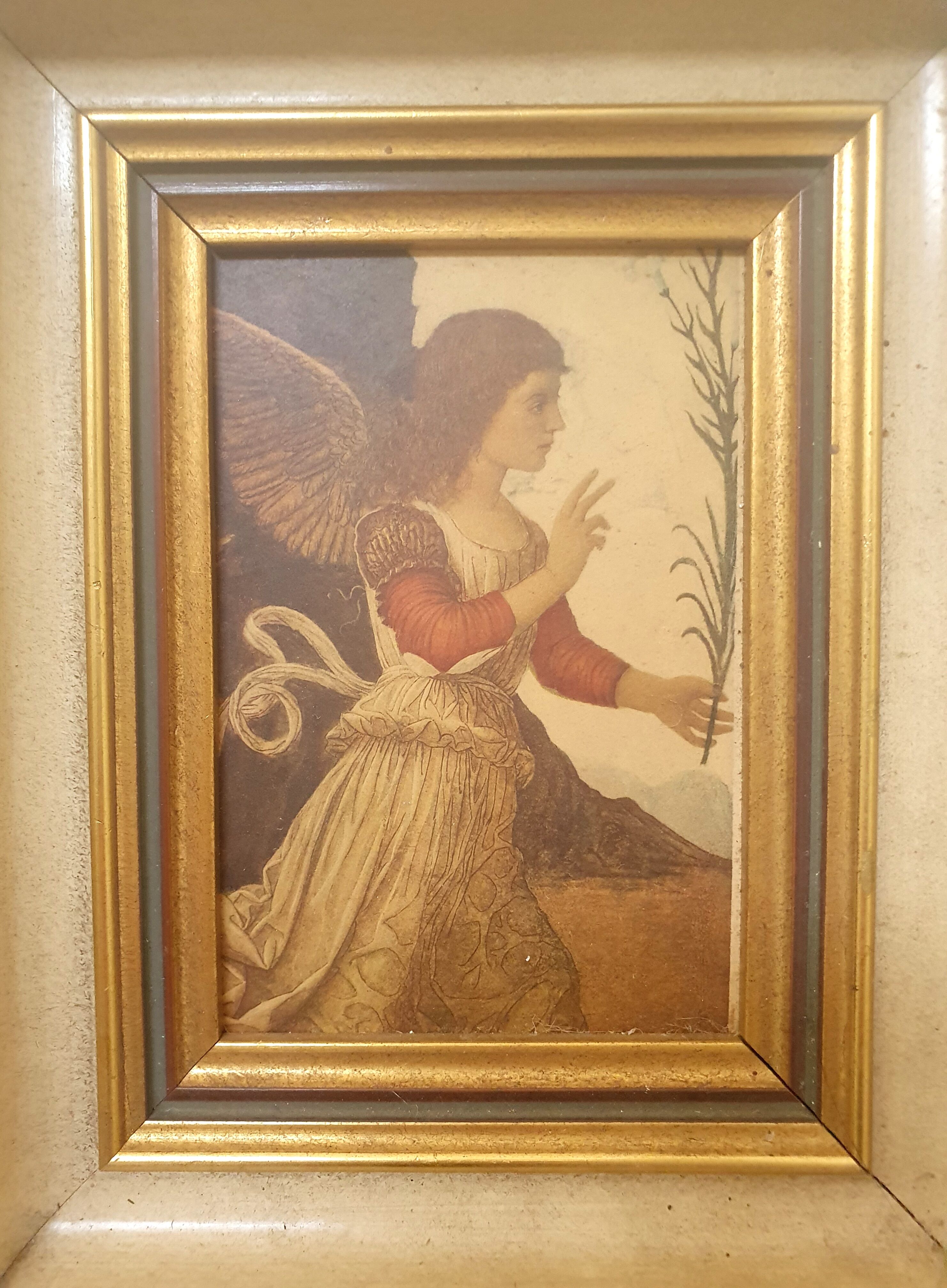 Italian Renaissance angel setting