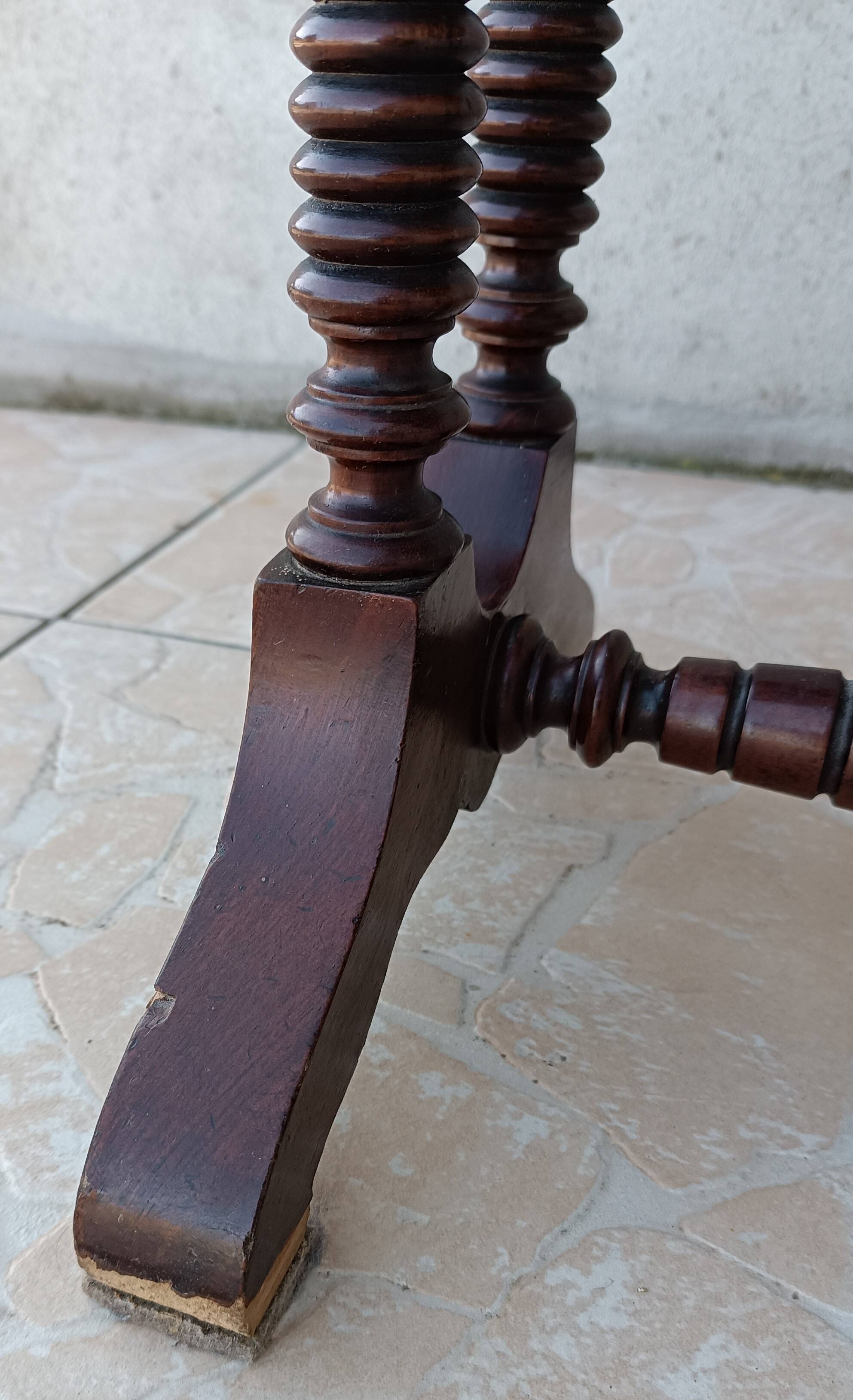 Travailleuse Louis Philippe en acajou