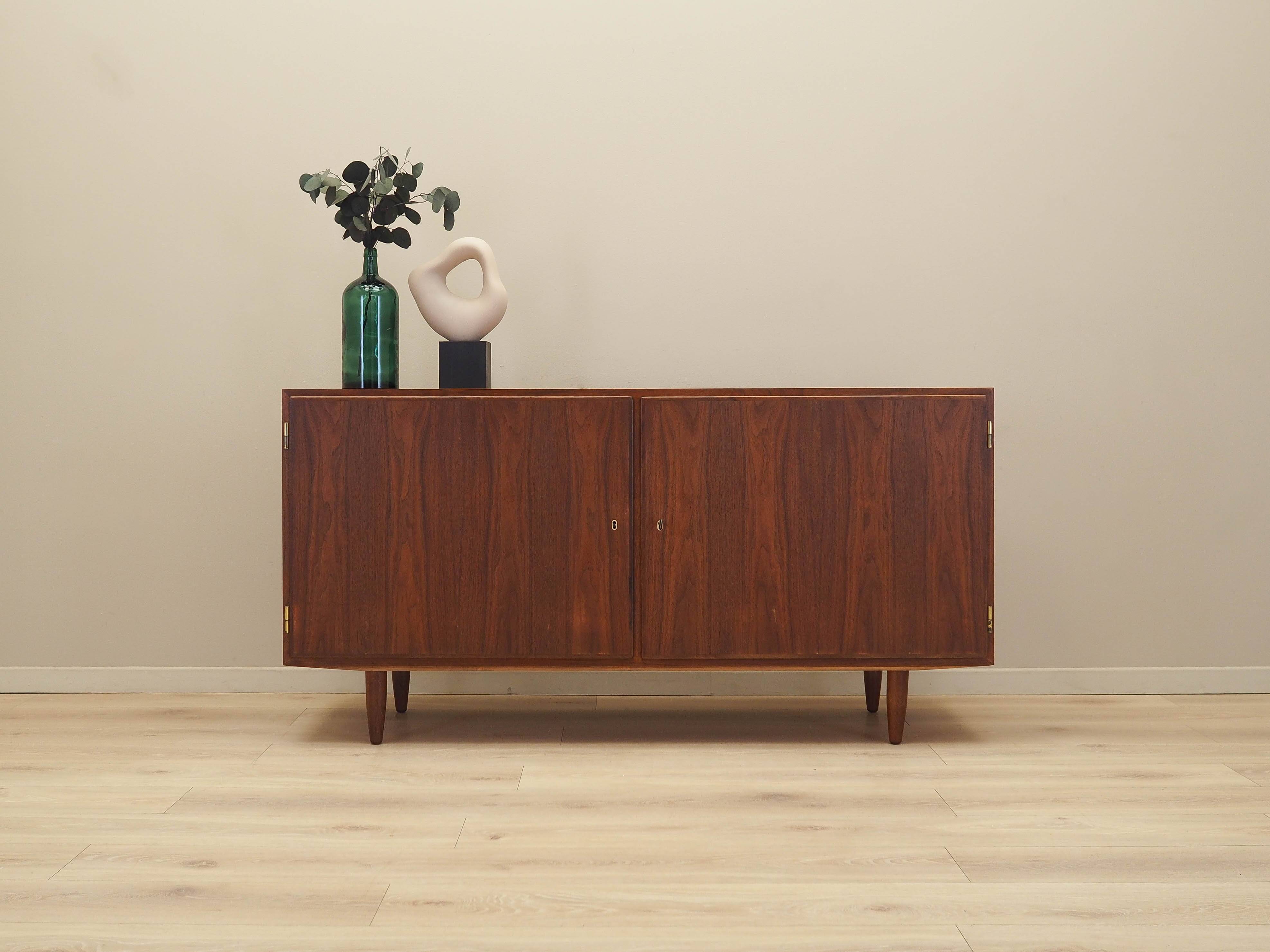 Walnut cabinet, Danish design, 1970s, designer: Carlo Jensen, manufacturer: