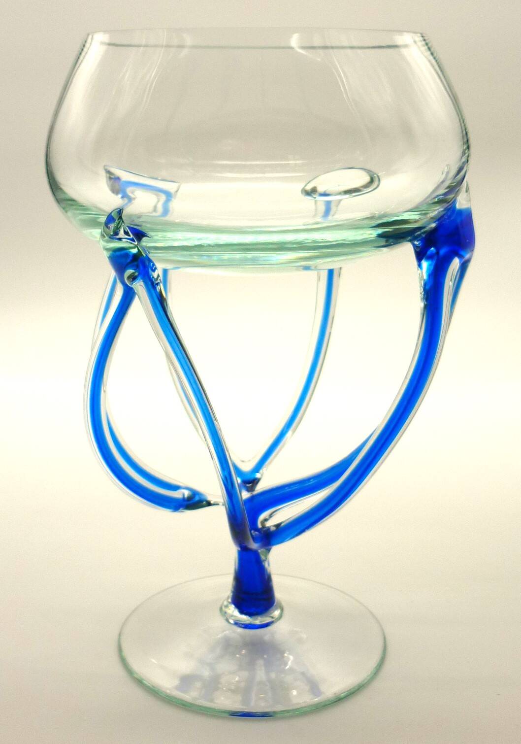 Blown crystal jellyfish bowl, creation by Vessiere at Baccarat.