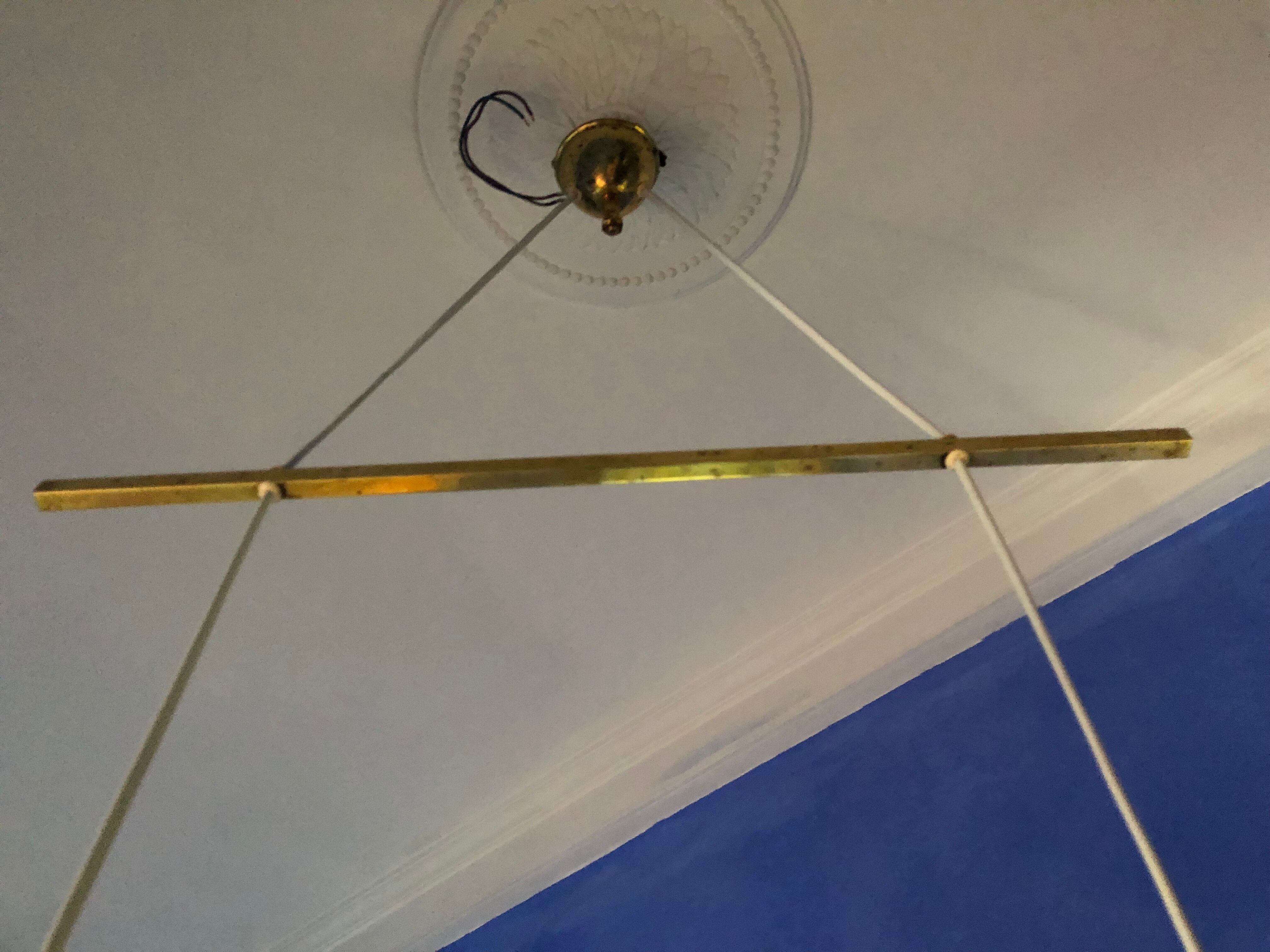 Scandinavian suspension 1960 2 white opalines