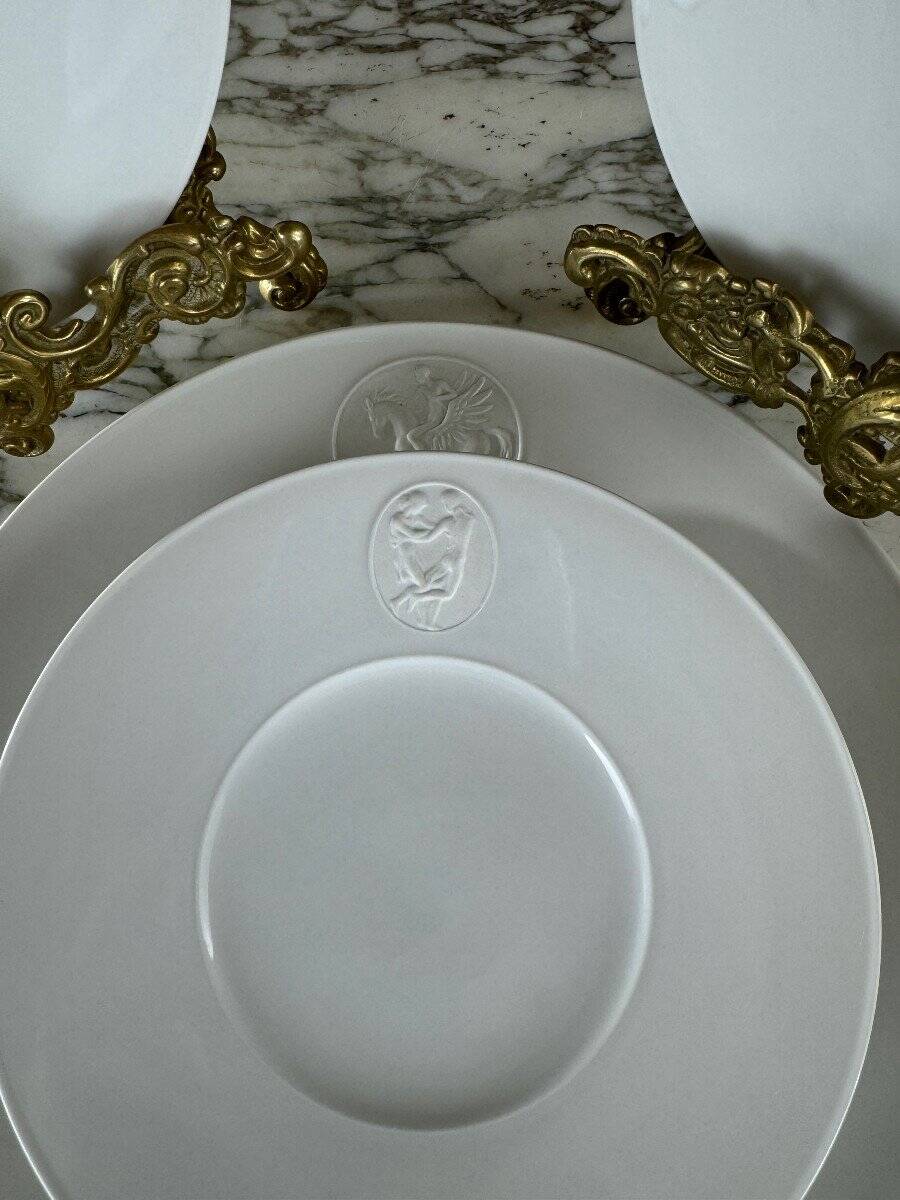 Kmp Berlin Porcelain Flatware and Dessert Plates Set, 20th Century