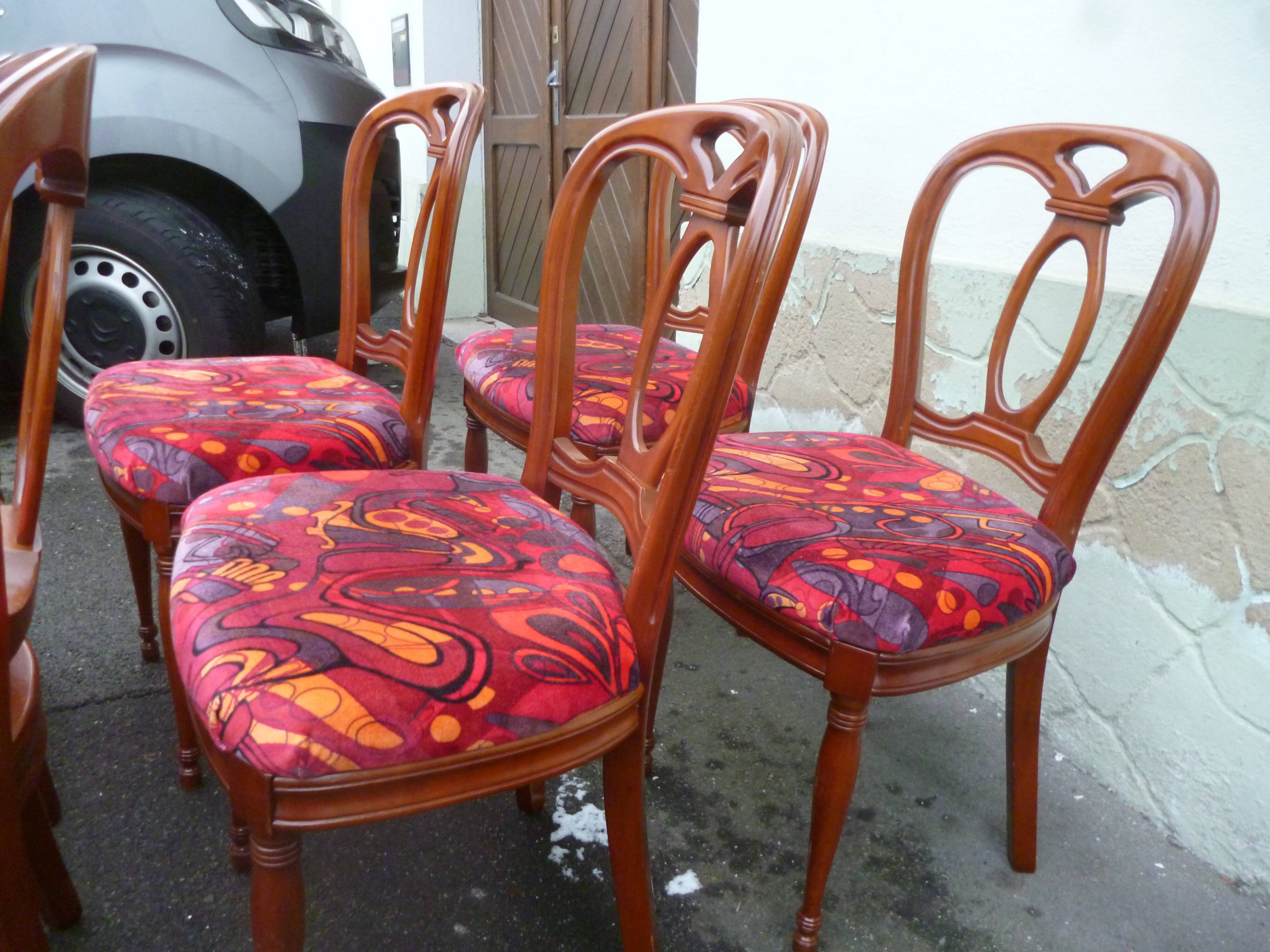 Suite of 6 Louis Philippe style cherry chairs