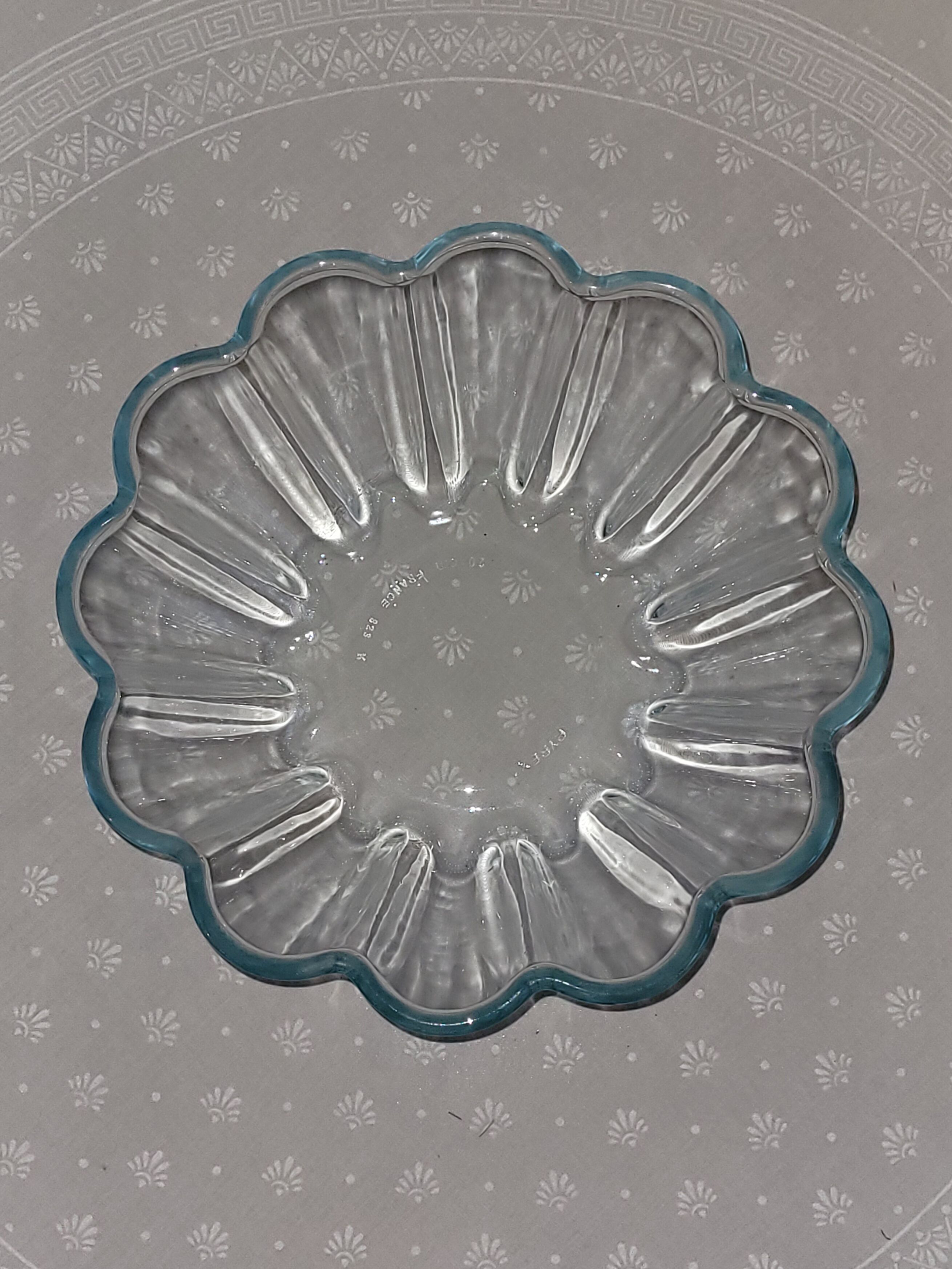 Charlotte mold pyrex - vintage