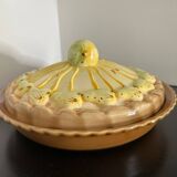 Barbotine pear tart dish