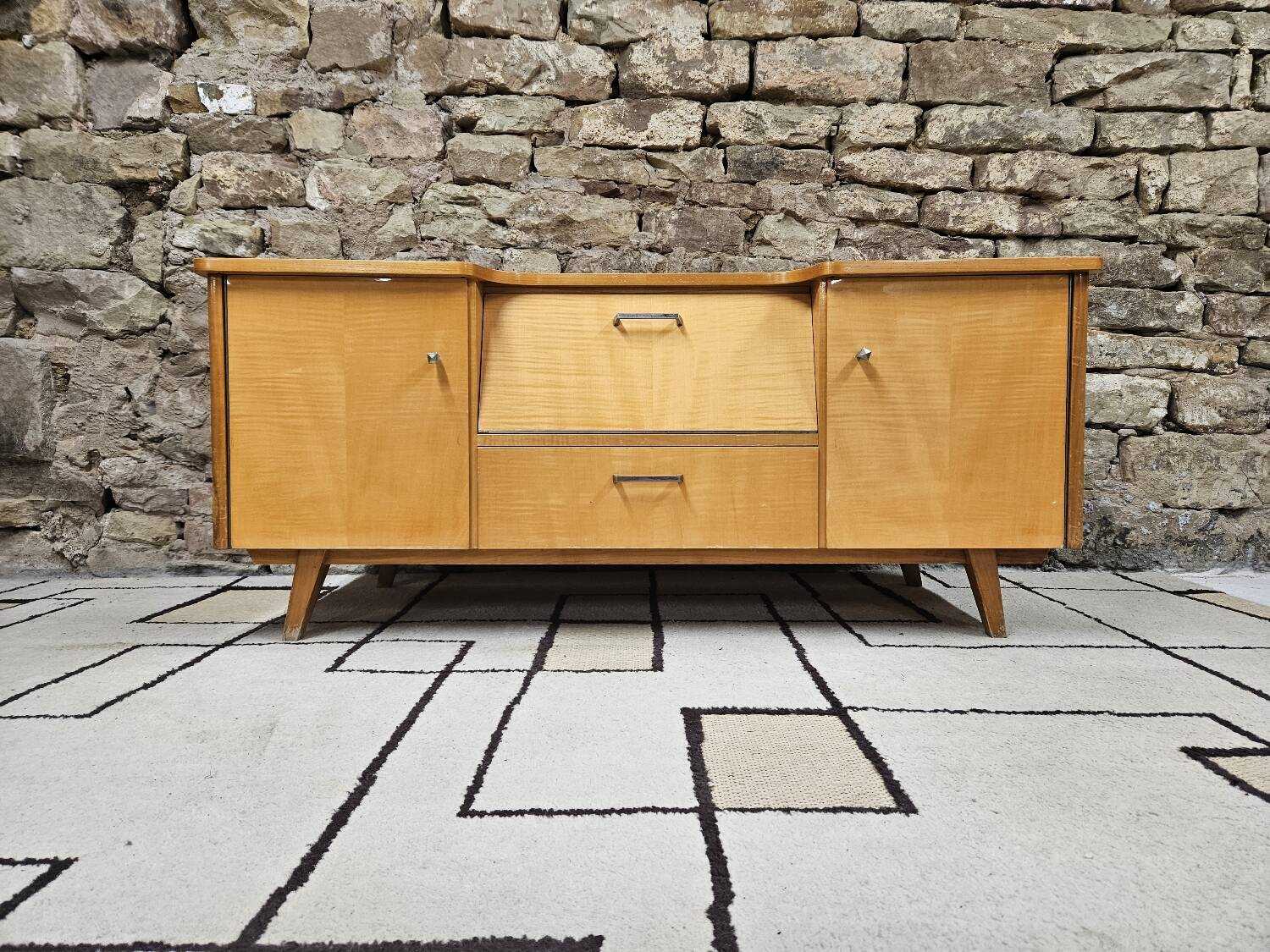 Small vintage sideboard 1960 compass foot
