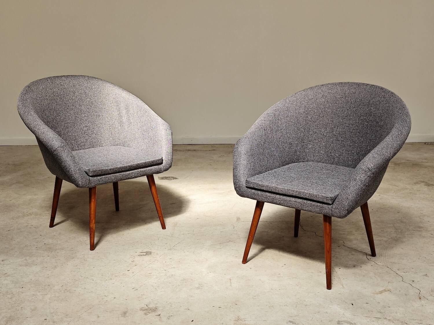 Pair of renovated gray fabric armchairs by Miroslav Navratil
