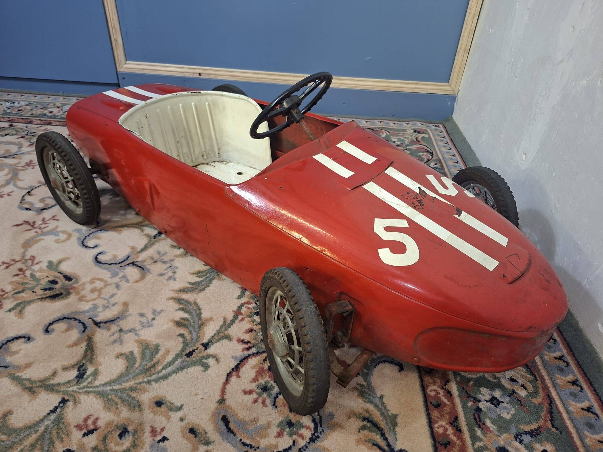 Pedal car
