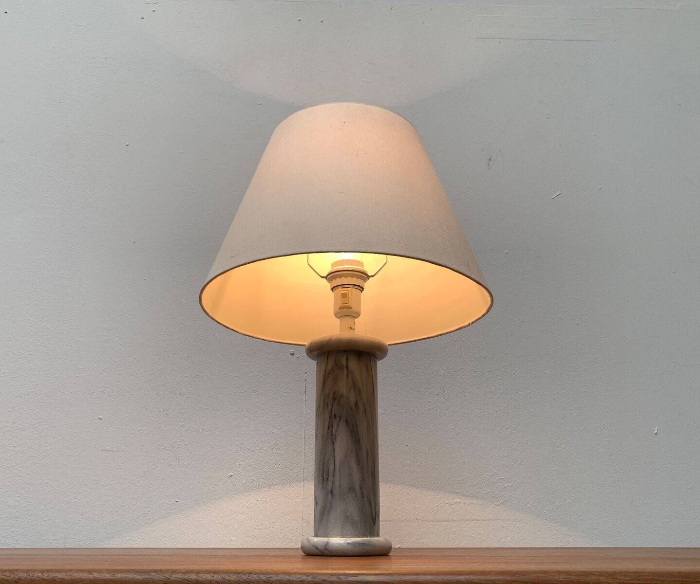 Lampe de table en marbre postmoderne vintage d'Ikea, années 1980