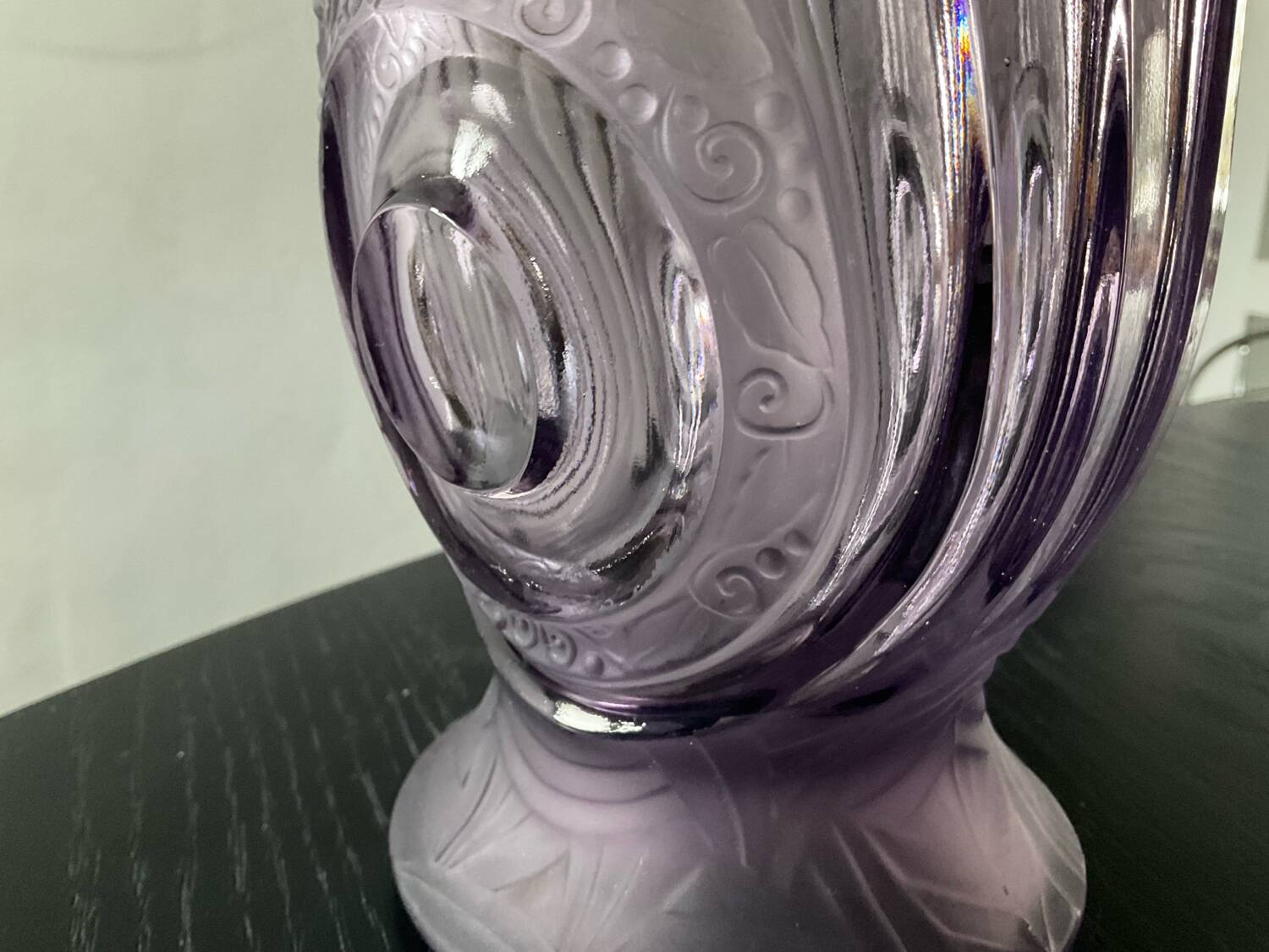 Art Deco vase Brockwitz-Germany in violet glass, signed.