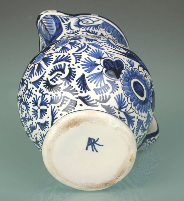 Petit pichet faîence 18e Siècle Delft, Pieter Adriaen Pynacker