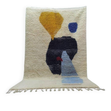 Tapis beni ouraine tissé main artisanale traditionnelle à motifs colorés
