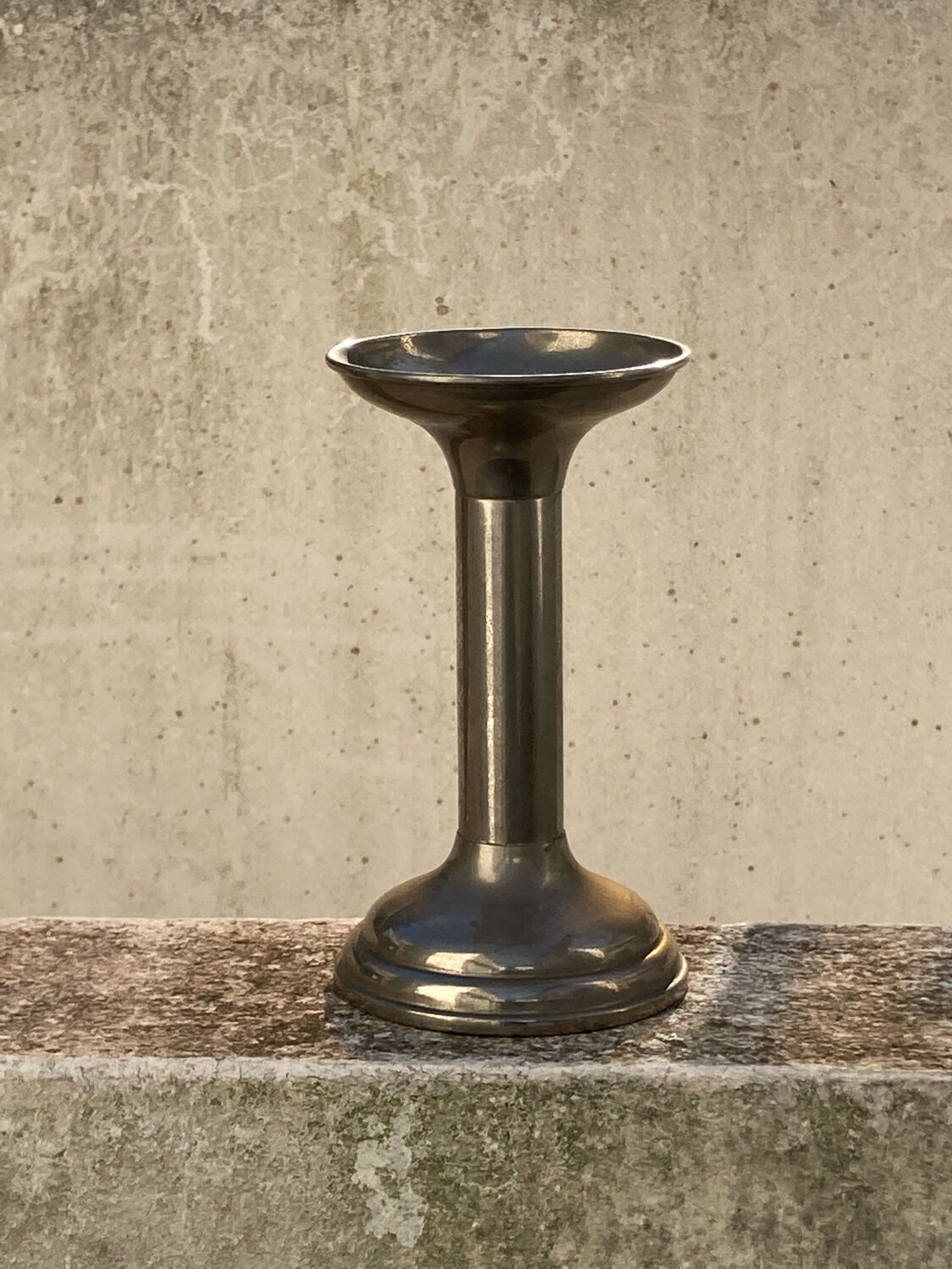 Ancien bougeoir en métal argenté