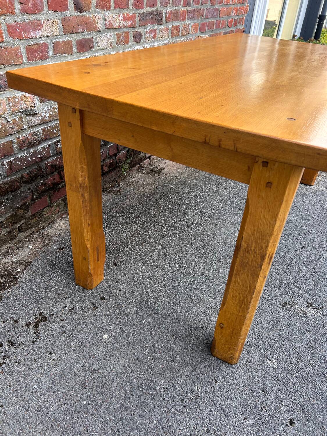 Beautiful oak farmhouse table