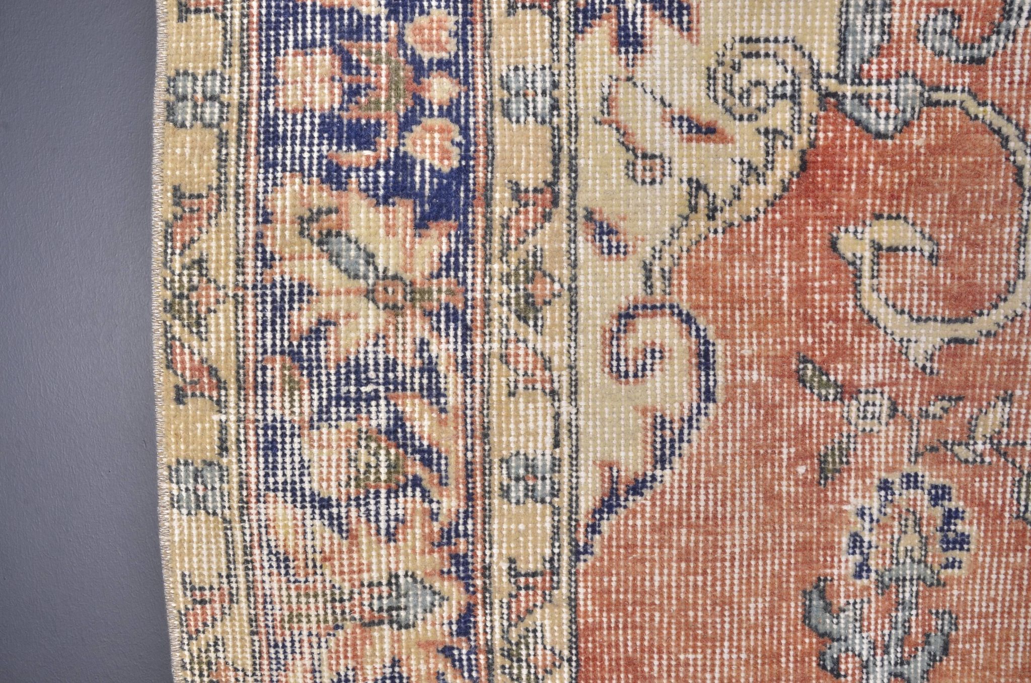 Vintage Home Living Floral Rug sku 1358
