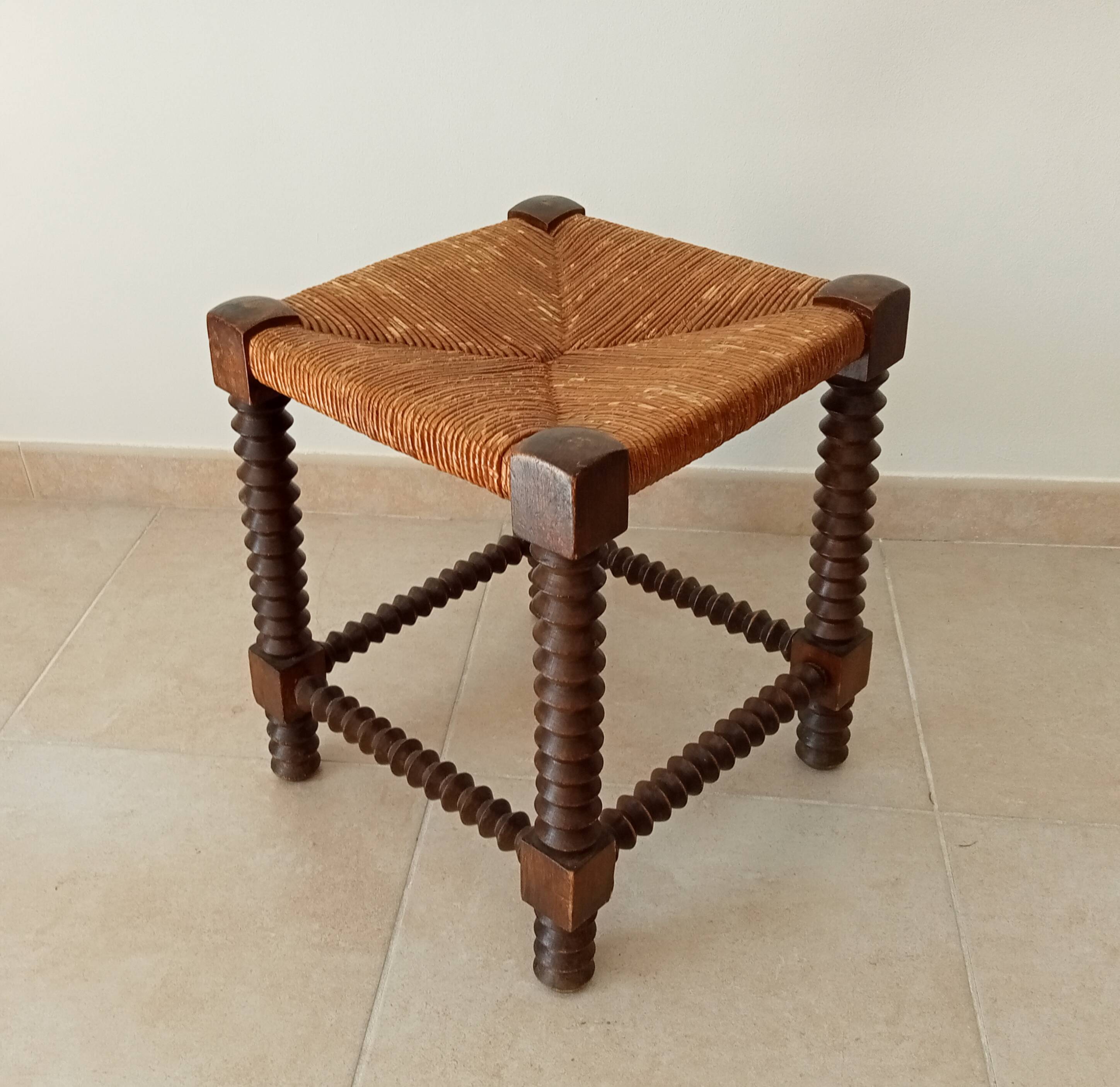 Vintage straw stool in turned wood 50s/60s
