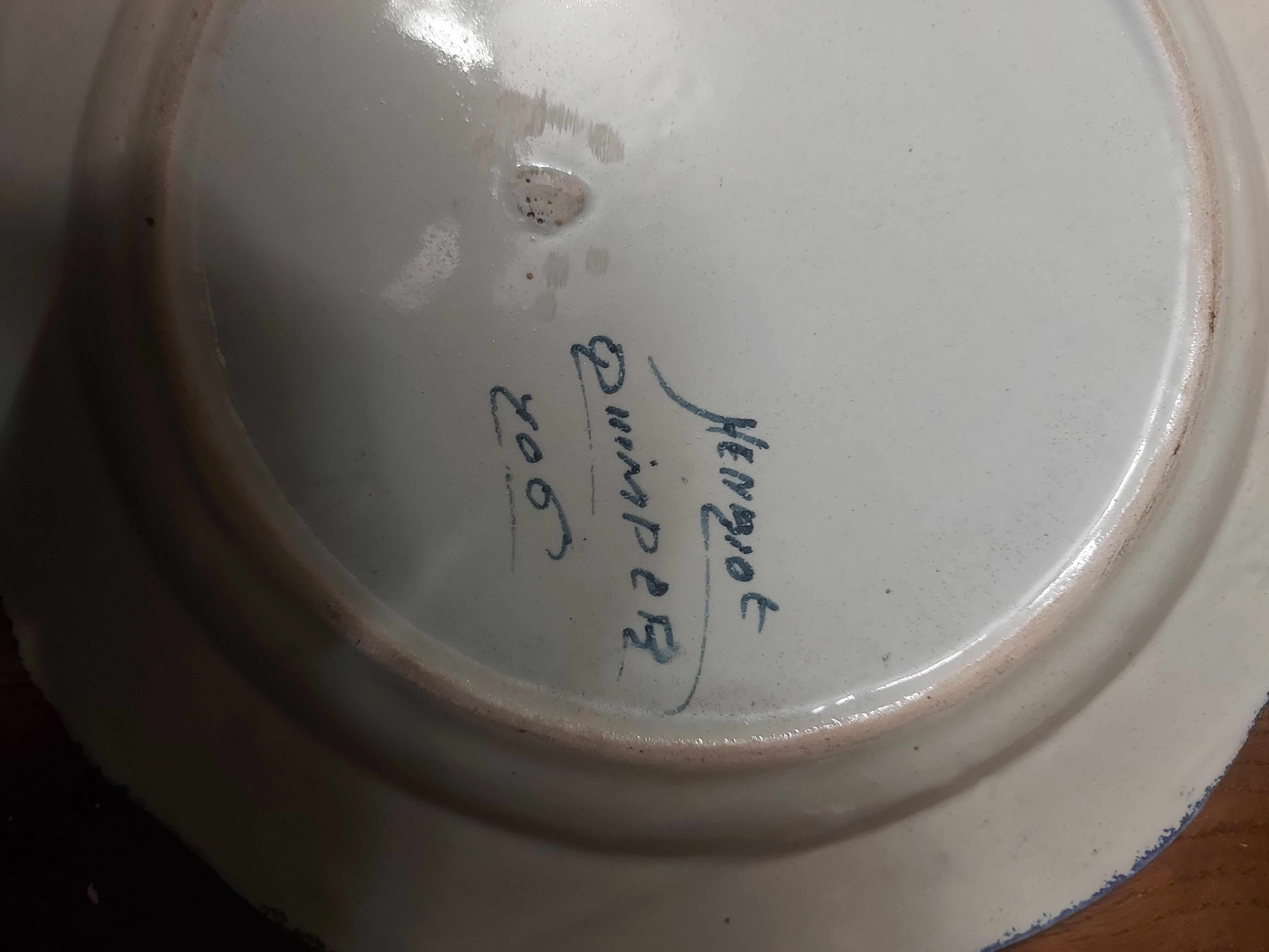 Decorative plate Henriot Quimper