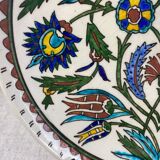 Plat Iznik en faïence