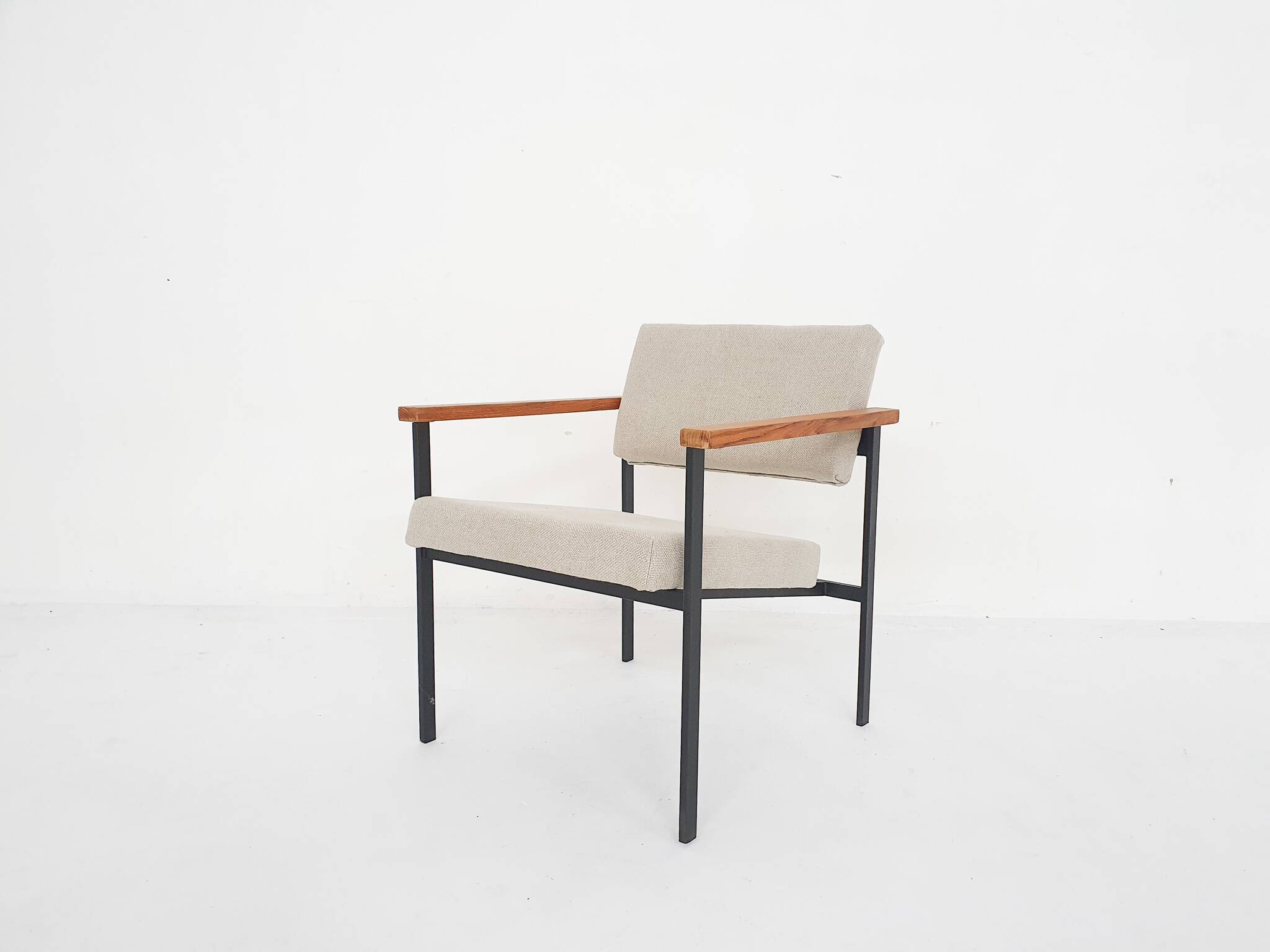 Minimalistic lounge chair by "Marko", The Netherlands 1960’s