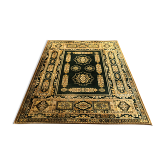 Oriental carpet 169x236, dominant gold and green