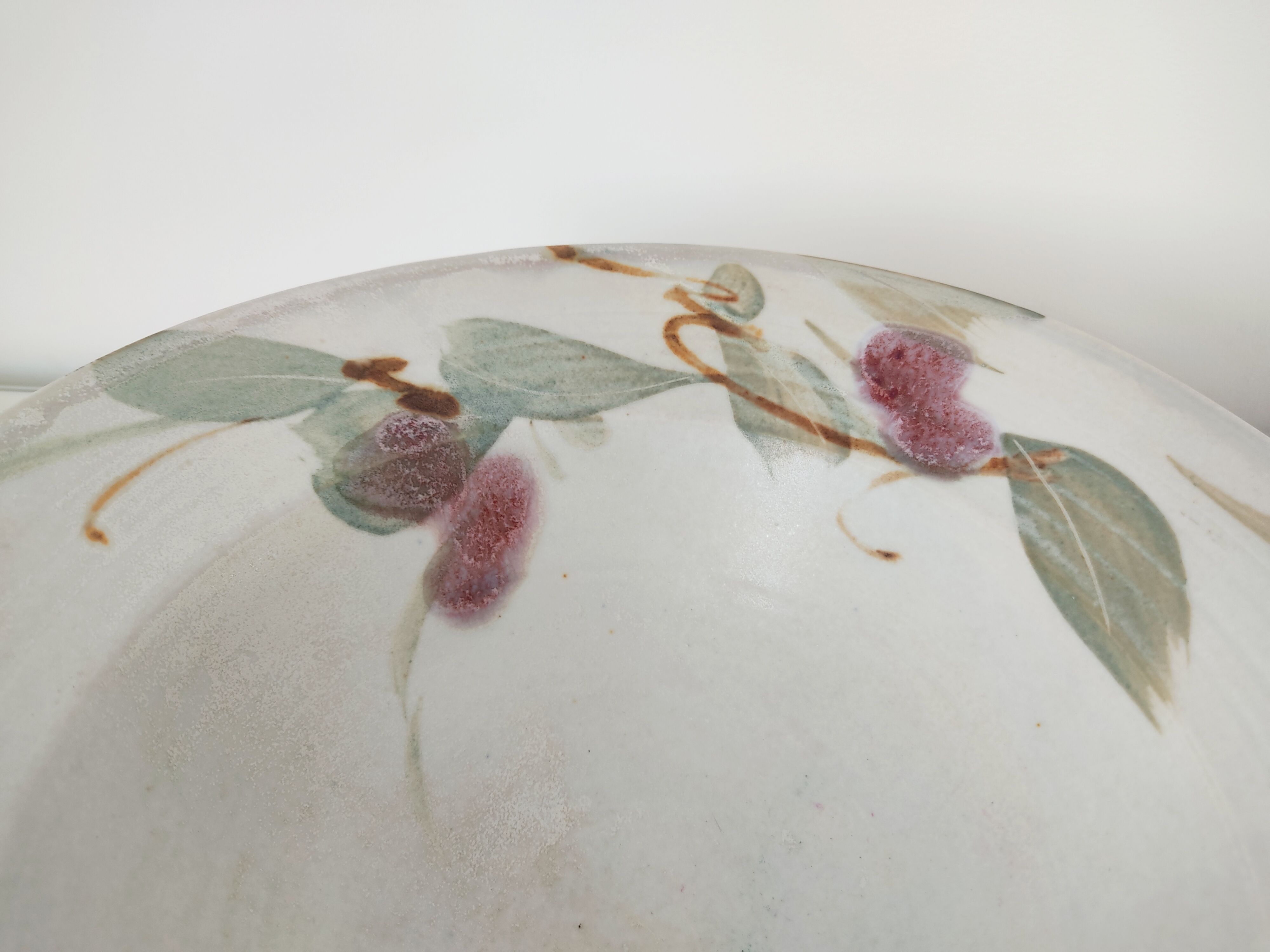 G.Goddard cuts to the decoration of fruits