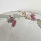 G.Goddard cuts to the decoration of fruits