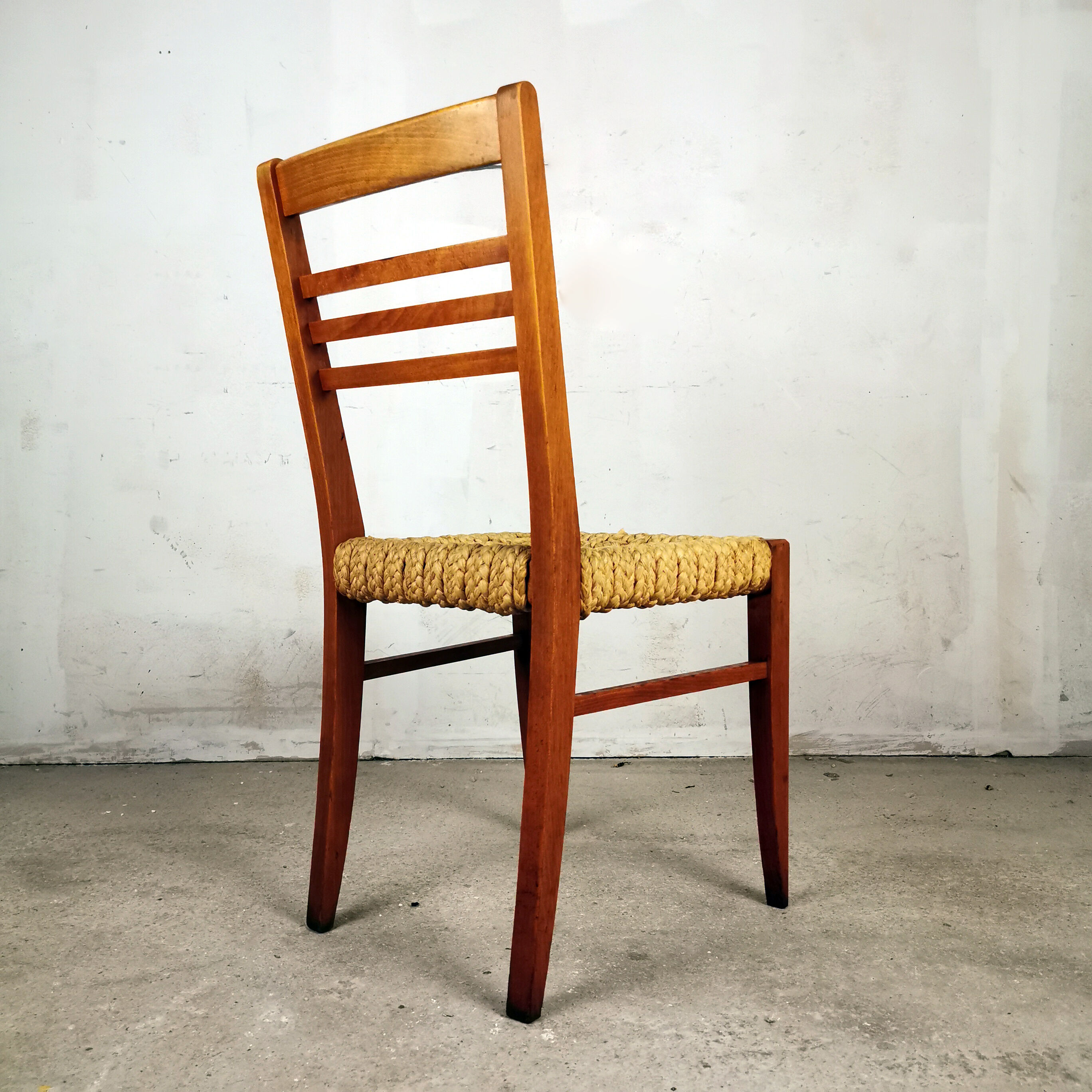 Paire de chaises bois et corde Audoux Minnet, 1950