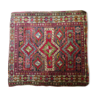 Oriental square carpet 105x110cm