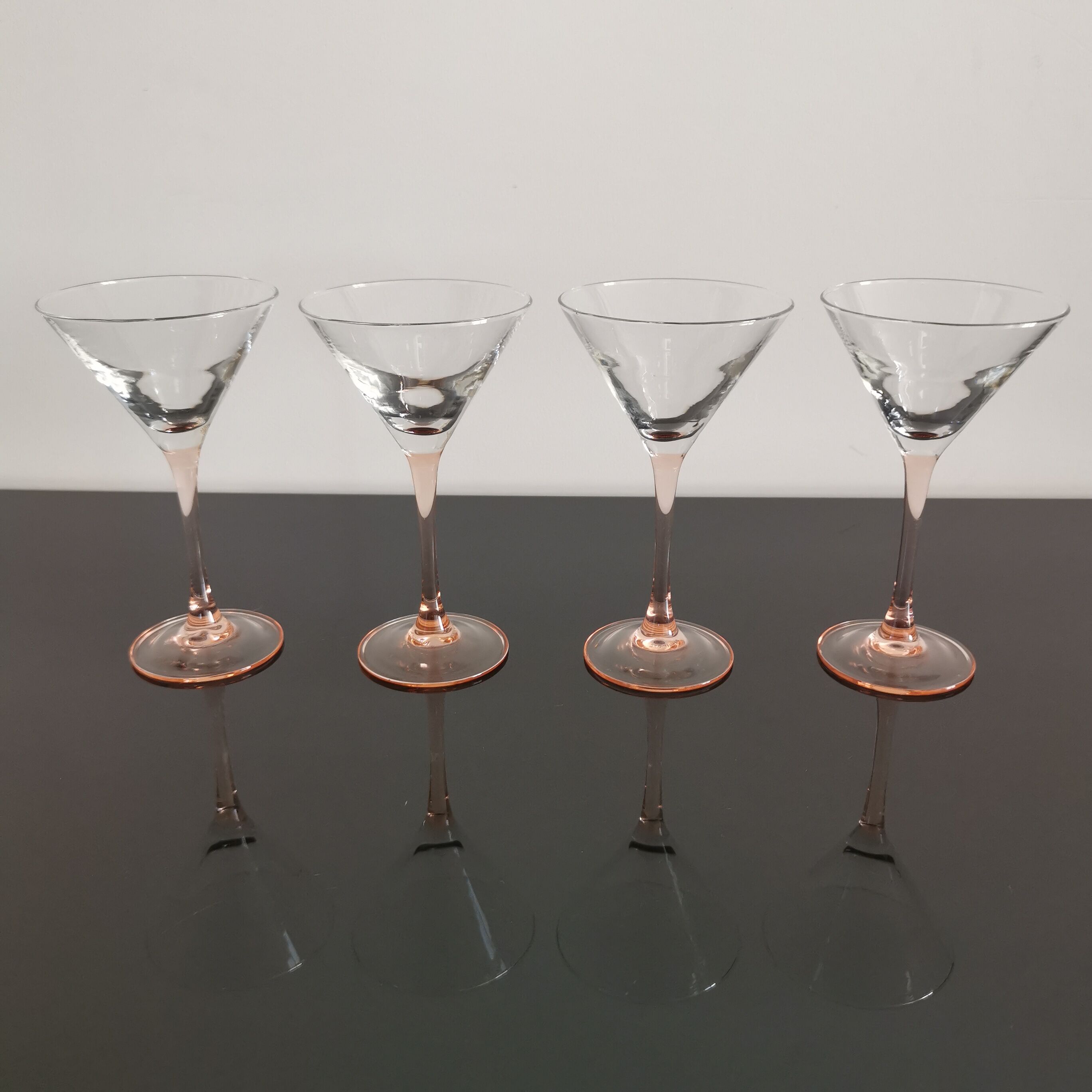 4 verres à cocktail Luminarc pieds rose
